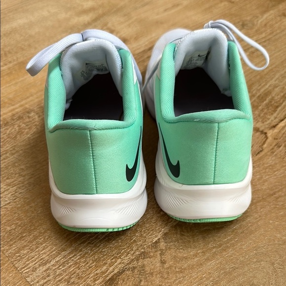 Women’s size 7.5 Nike Quest 3 - Picture 4 of 8